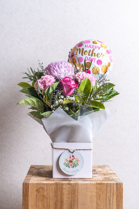 Florist’s Choice Mother’s Day Box&nbsp; With Mini Balloon